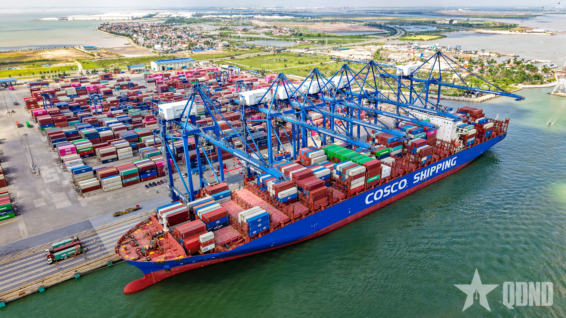 Bộ Quốc phòng lấy ý kiến đề nghị xét tặng thưởng huân chương đối với 16 tập thể