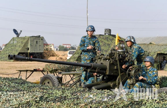 Vững vàng bên mâm pháo bảo vệ Đại hội lần thứ XIV của Đảng