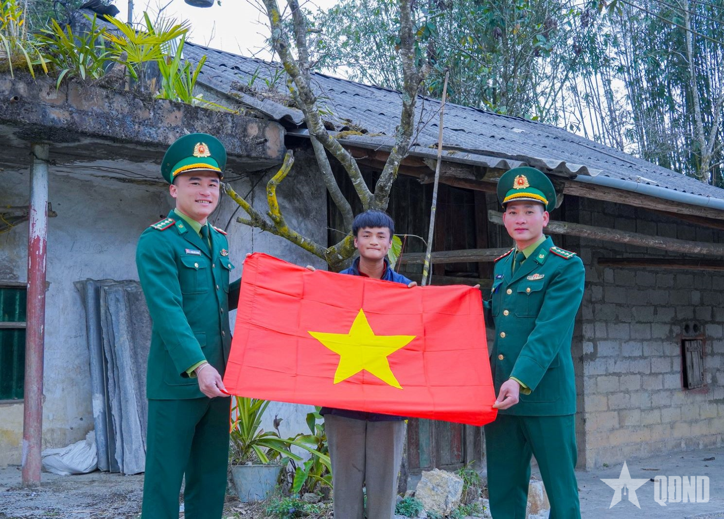 Xã Sơn Vĩ (Tuyên Quang): Giữ bình yên biên giới phục vụ Đại hội XIV của Đảng