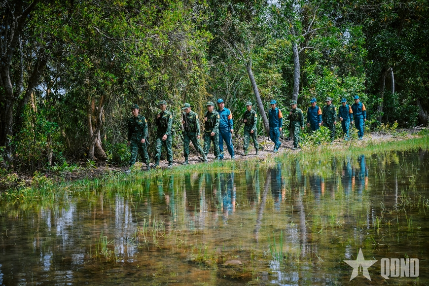 LLVT tỉnh Tây Ninh đẩy mạnh thi đua hướng về Đại hội XIV của Đảng