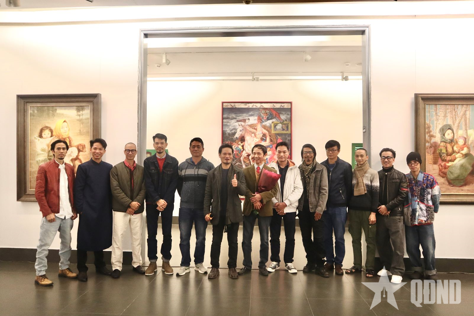 Triển lãm “Một thập niên Hiện thực”: Nhìn lại 10 năm sáng tác của Nhóm Hiện thực

