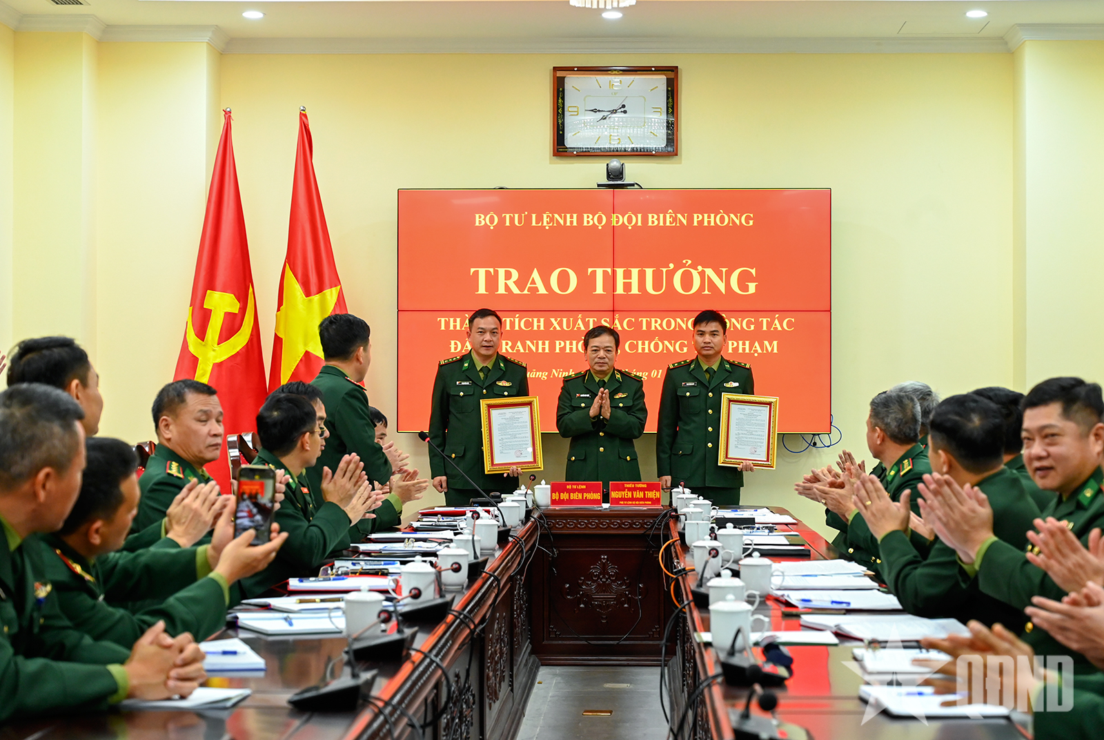 Trao thưởng BĐBP tỉnh Quảng Ninh xuất sắc đấu tranh phòng, chống tội phạm

