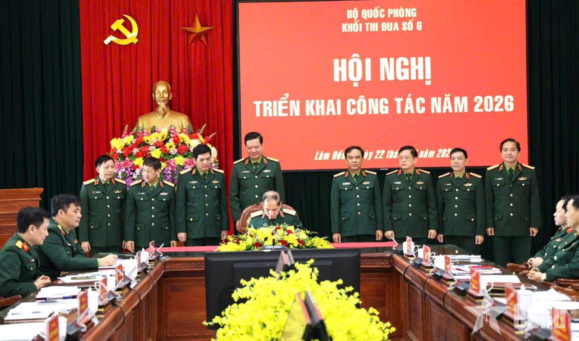 Các học viện, nhà trường Quân đội thi đua 