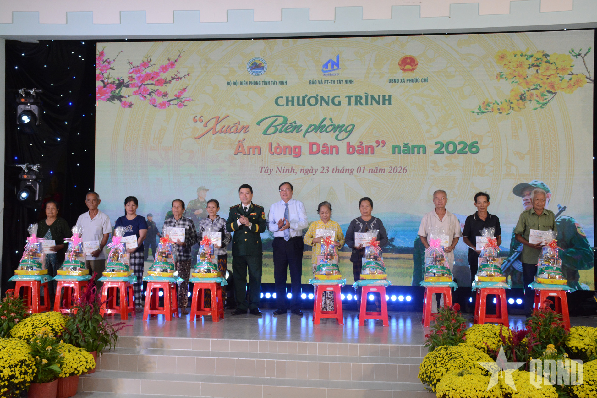 Tây Ninh: Cán bộ, chiến sĩ luôn kịp thời hỗ trợ bà con trong cuộc sống