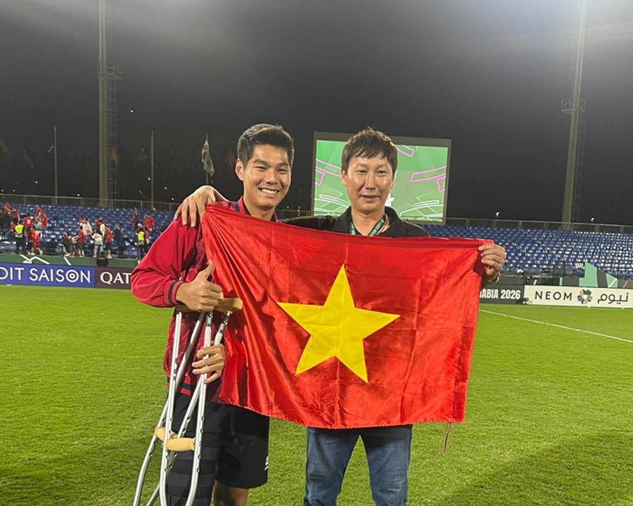 HLV Kim Sang-sik: Dù kiệt sức, tinh thần các cầu thủ vẫn vững vàng

