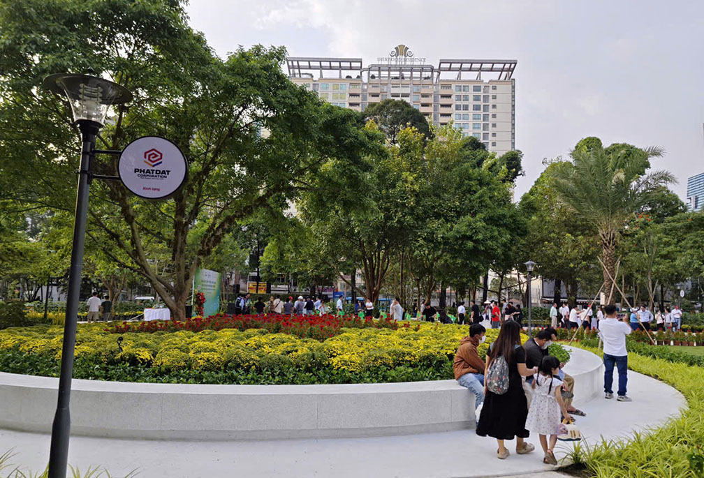 TP Hồ Chí Minh: Bàn giao công trình cảnh quan phục vụ nhân dân

