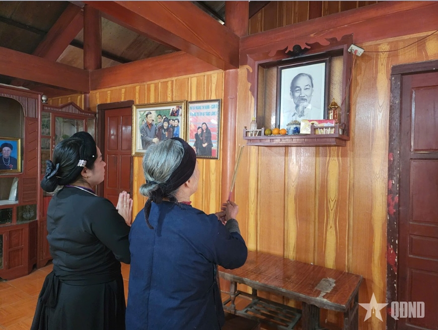 Người về đem tới mùa xuân-Bài 1: Pác Bó in dấu chân Người