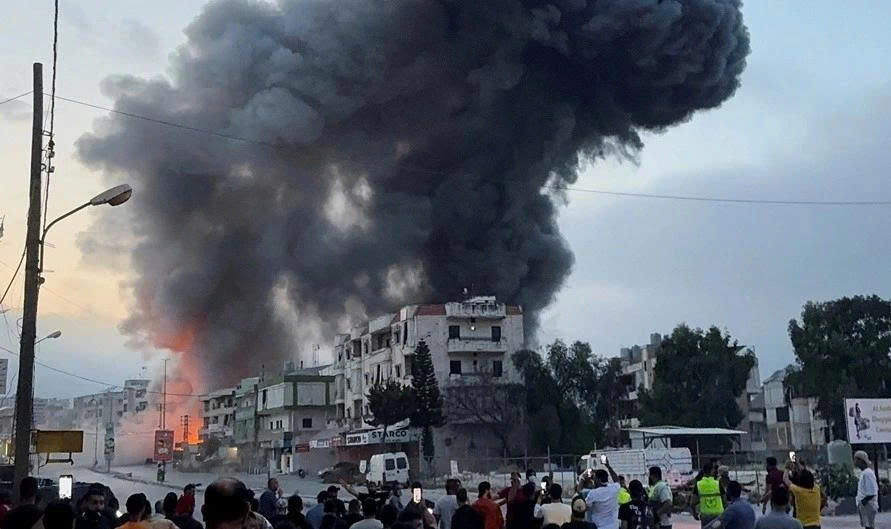 Israel mở đợt không kích mới vào Lebanon

