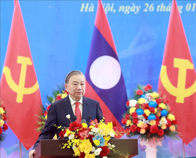 Chiêu đãi trọng thể chào mừng Tổng Bí thư, Chủ tịch nước Lào Thongloun Sisoulith và phu nhân cùng Đoàn đại biểu cấp cao Lào
