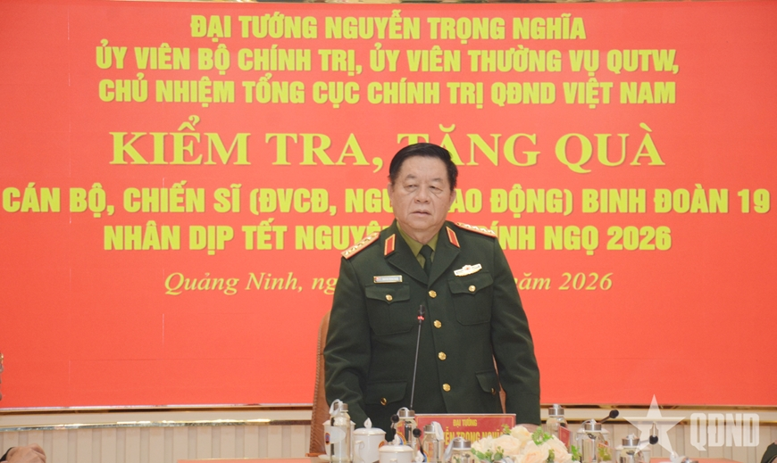 Đại tướng Nguyễn Trọng Nghĩa kiểm tra, tặng quà tại đặc khu Cát Hải và Binh đoàn 19