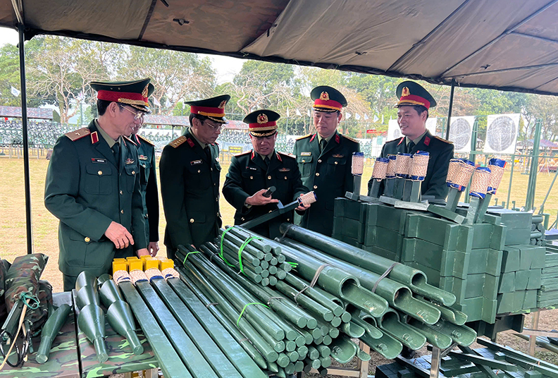 Đoàn công tác Quân ủy Trung ương, Bộ Quốc phòng kiểm tra SSCĐ tại Quảng Ninh