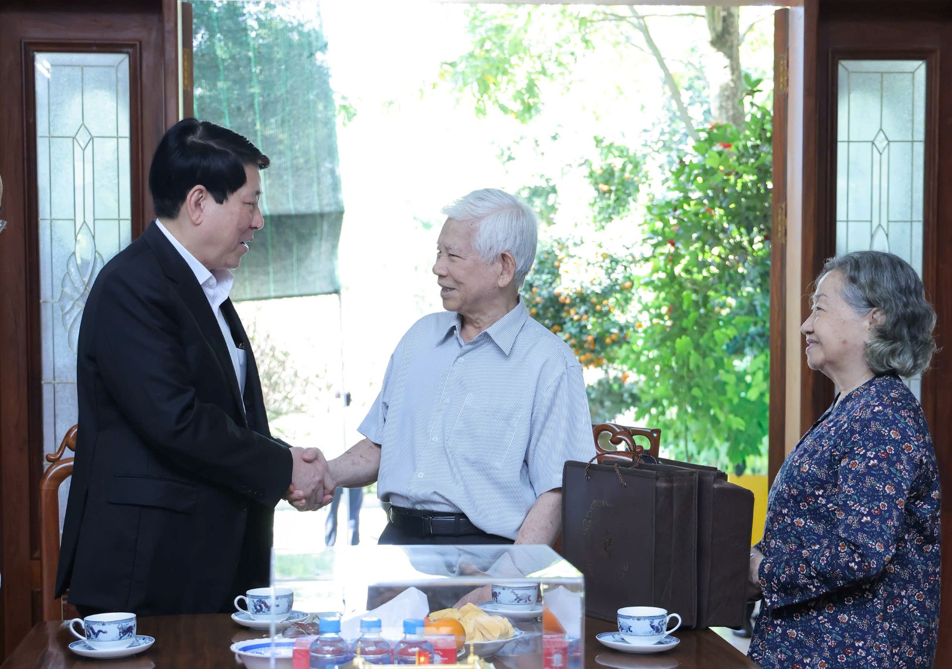 Chủ tịch nước Lương Cường chúc Tết, tri ân các đồng chí nguyên lãnh đạo Đảng, Nhà nước

