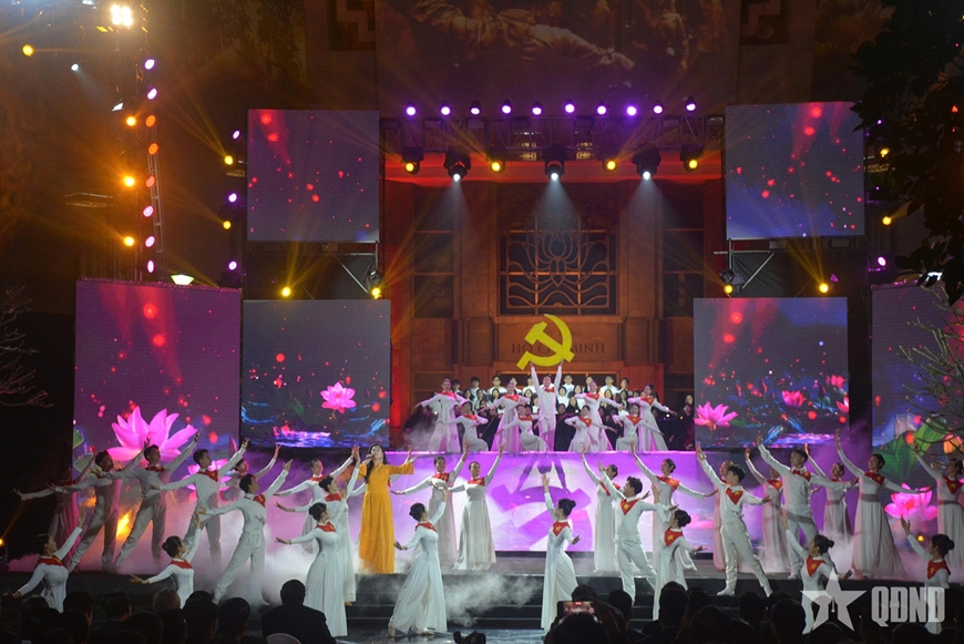 T%u1ED5ng Bí th%u01B0 Tô Lâm d%u1EF1 Ch%u01B0%u01A1ng trình c%u1EA7u truy%u1EC1n hình