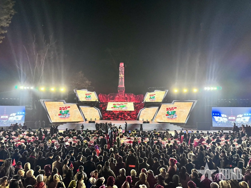 T%u1ED5ng Bí th%u01B0 Tô Lâm d%u1EF1 Ch%u01B0%u01A1ng trình c%u1EA7u truy%u1EC1n hình