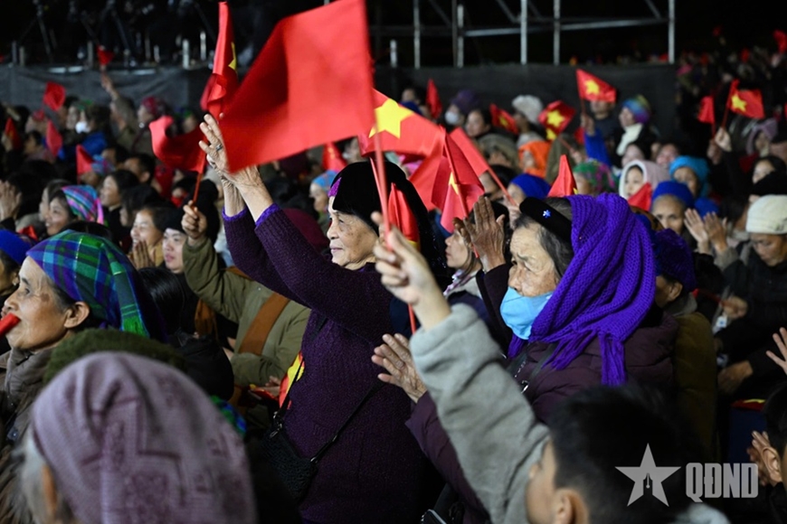 T%u1ED5ng Bí th%u01B0 Tô Lâm d%u1EF1 Ch%u01B0%u01A1ng trình c%u1EA7u truy%u1EC1n hình