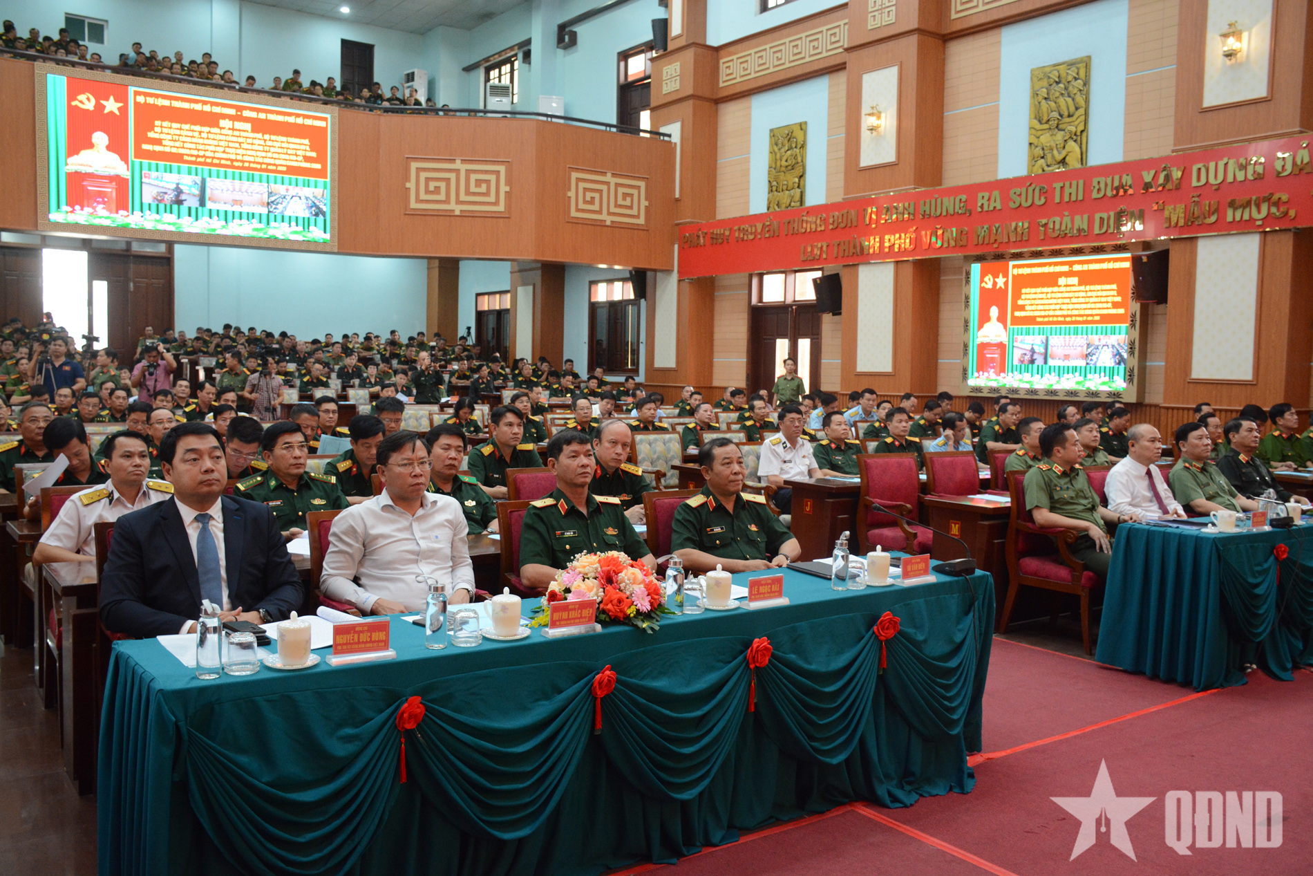 Bộ tư lệnh TP Hồ Chí Minh phối hợp giữ vững an ninh quốc phòng địa bàn