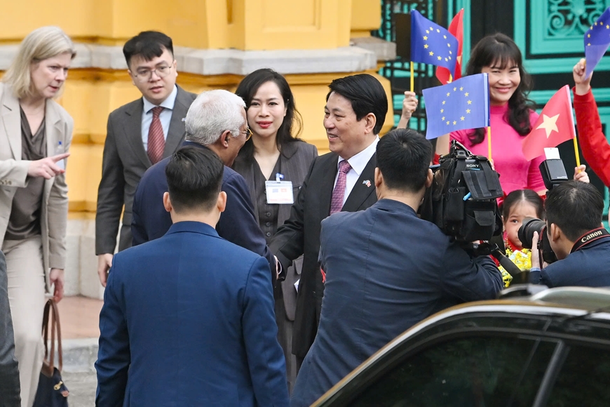 Chủ tịch nước Lương Cường chủ trì lễ đón chính thức Chủ tịch Hội đồng châu Âu