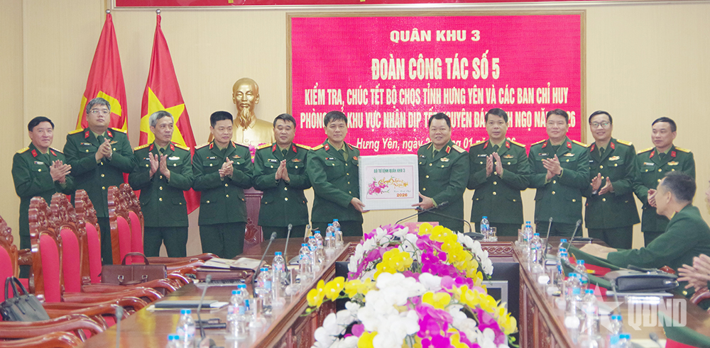 Quân khu 3 kiểm tra, chúc Tết tại tỉnh Ninh Bình, Hưng Yên và thành phố Hà Nội