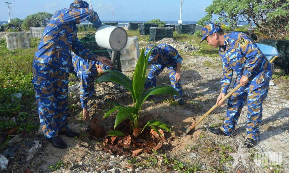 Vùng 4 Hải quân tổ chức hội nghị tổng kết thực hiện nhiệm vụ “Xanh hóa Trường Sa” năm 2025

