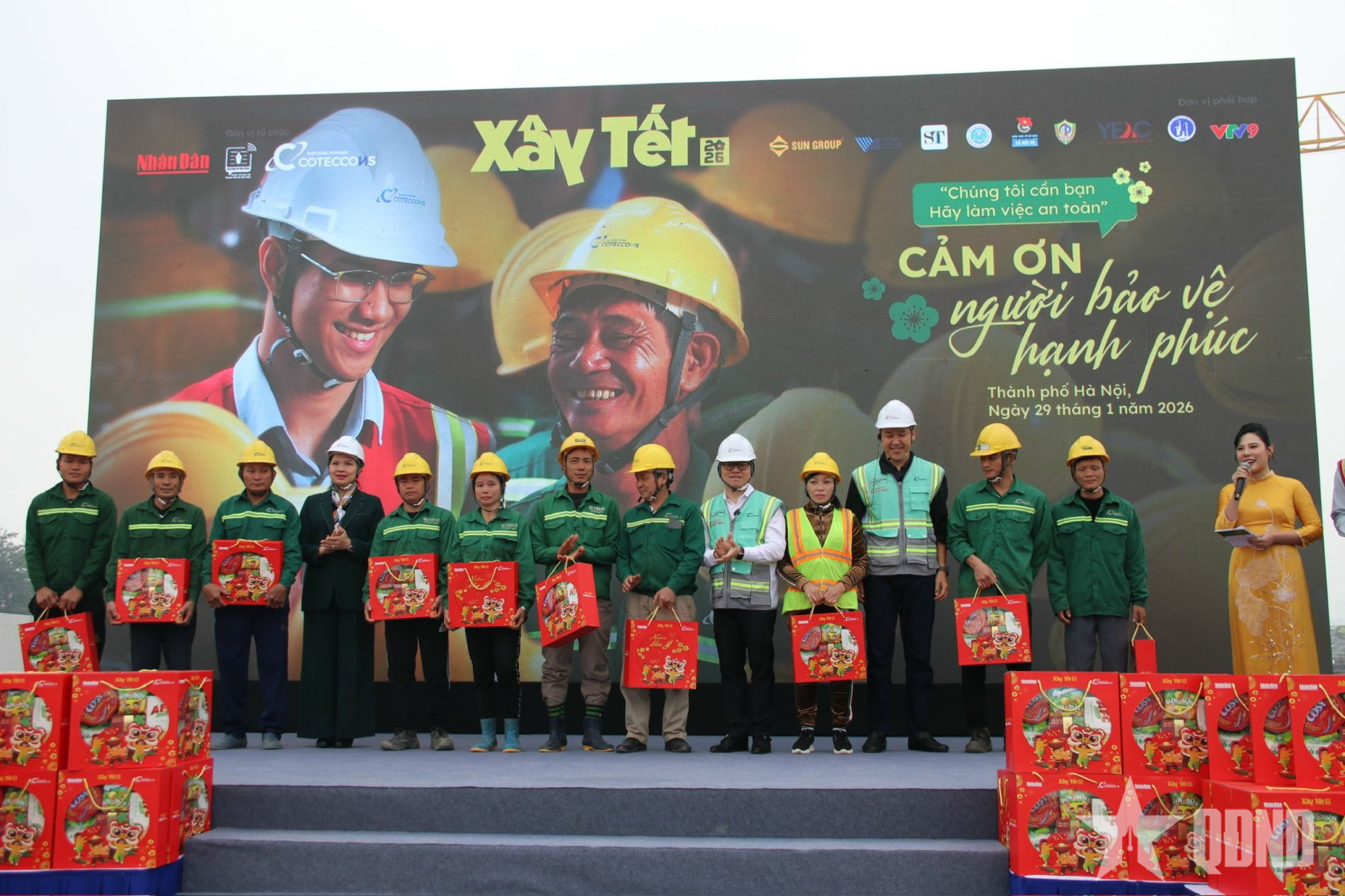 Hơn 1.100 công nhân được trao quà Tết tại chương trình “Xây Tết 2026”