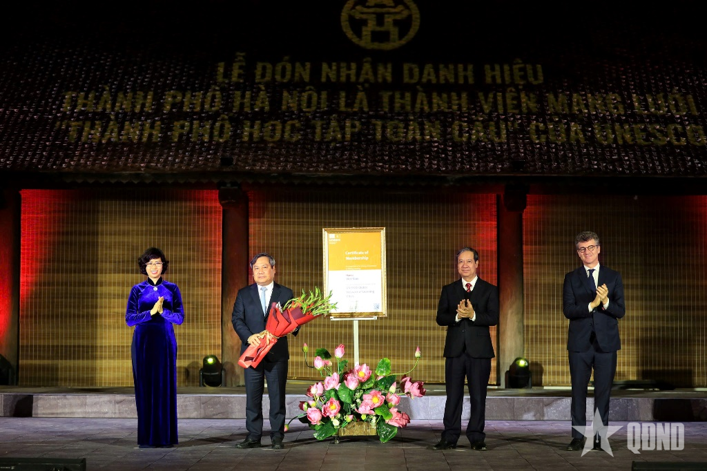 Hà Nội đón nhận danh hiệu “Thành phố học tập toàn cầu” của UNESCO
