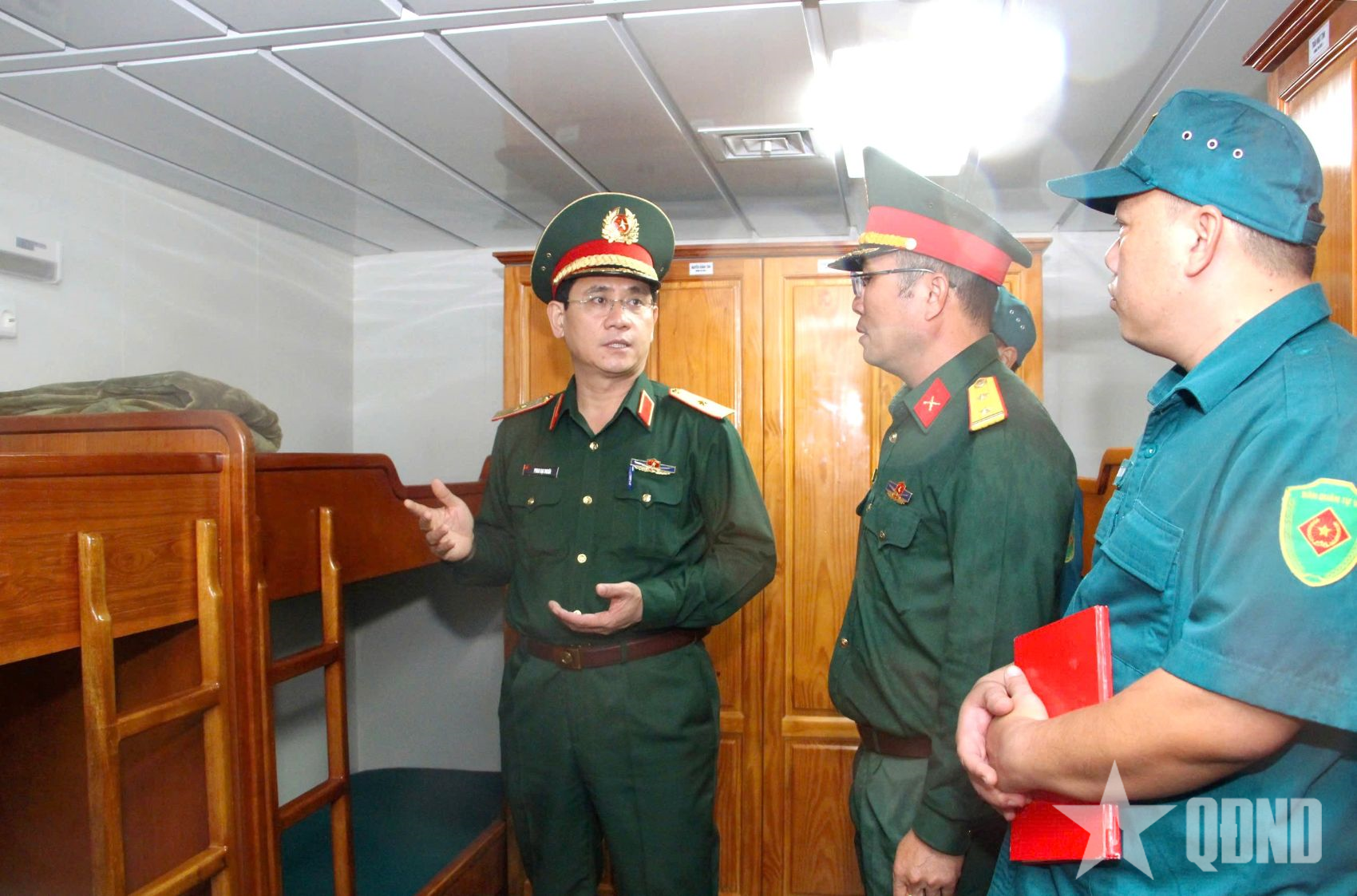 Bộ tư lệnh Quân khu 5 kiểm tra, chúc Tết các đơn vị tại Đà Nẵng