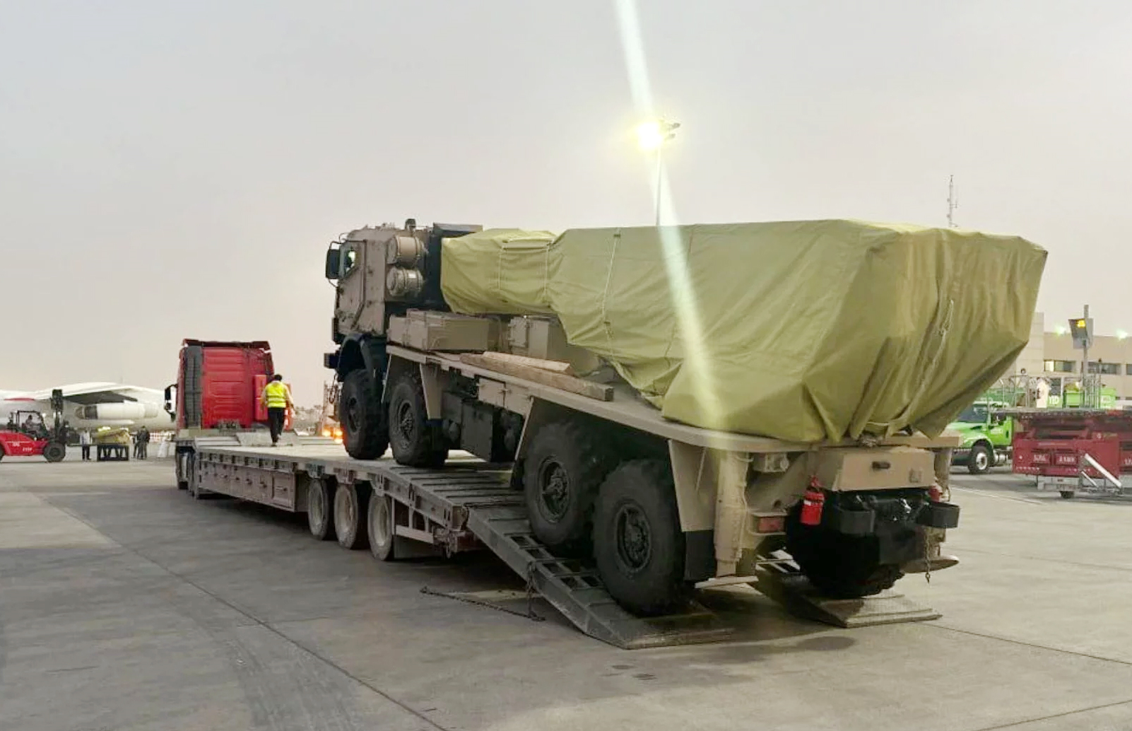 Quân sự thế giới hôm nay (31-1): Nga đem pháo phản lực Sarma tới Trung Đông

