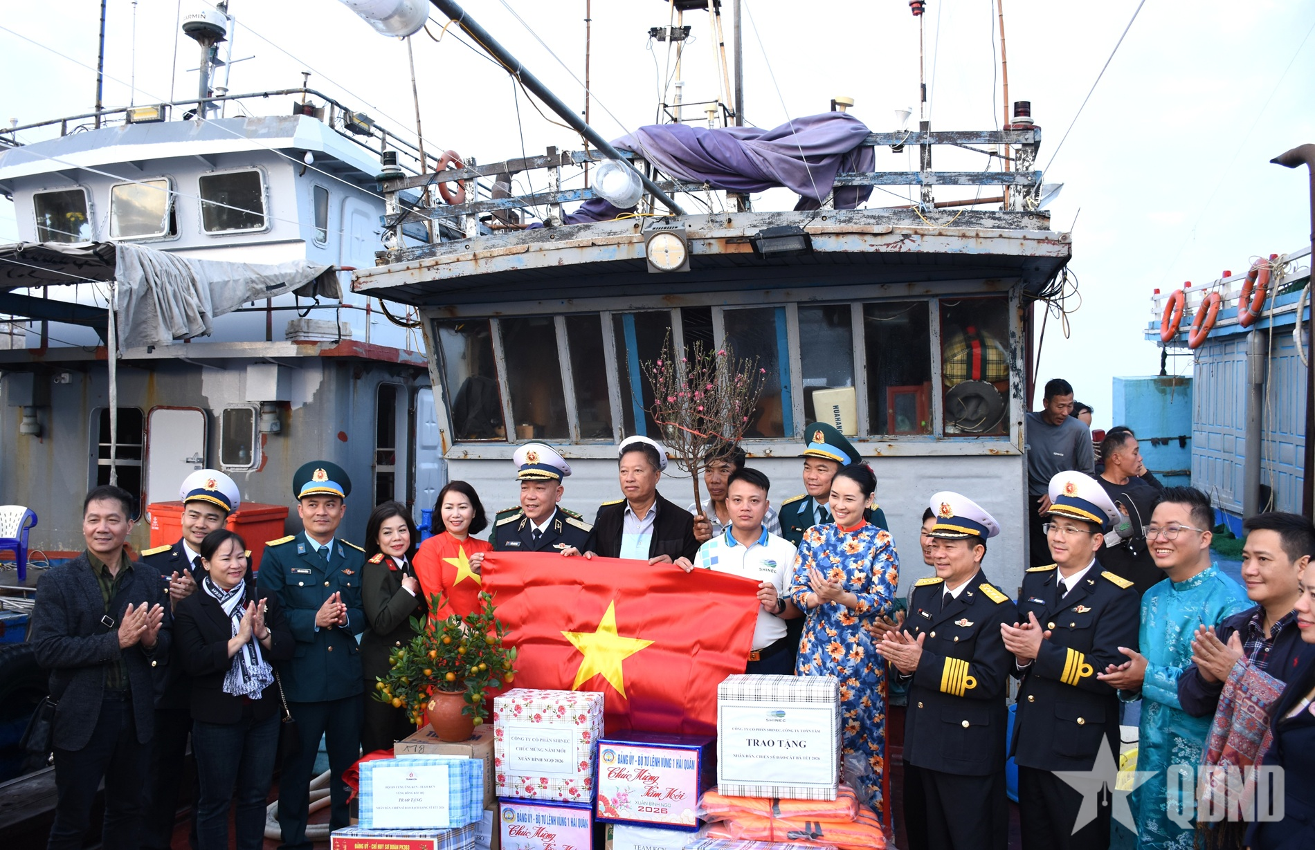 Vùng 1 Hải quân mang 