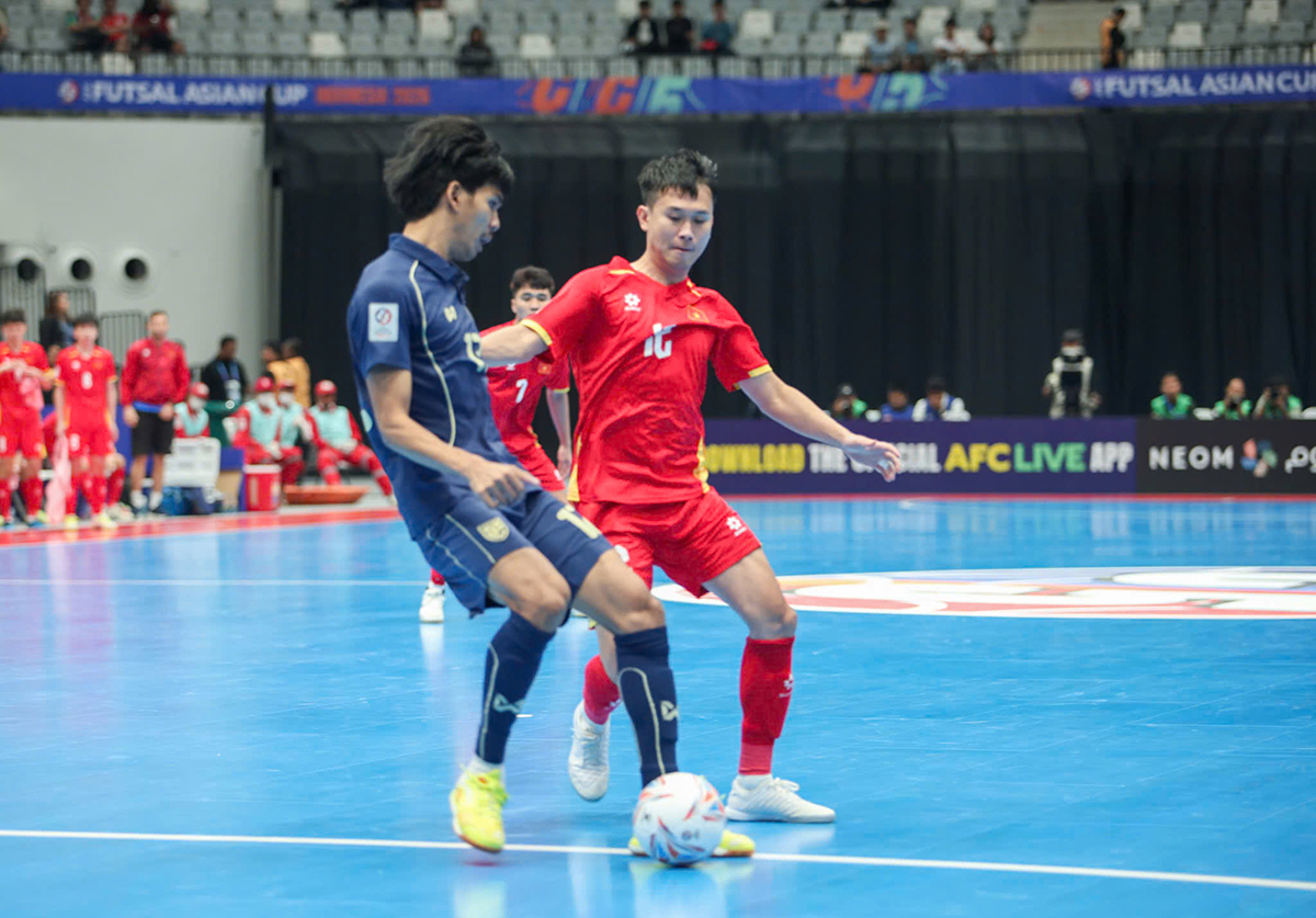 Đội tuyển futsal Việt Nam thua Thái Lan 0-1, khép lại vòng bảng với ngôi nhì bảng B