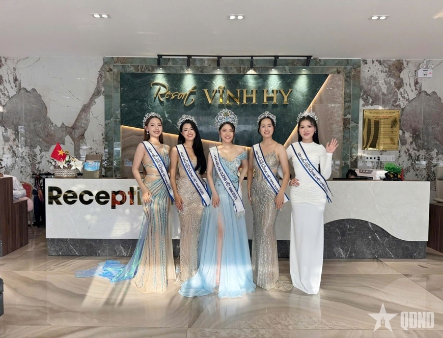 Vịnh Vĩnh Hy - Bản giao hưởng xanh giữa lòng đại dương