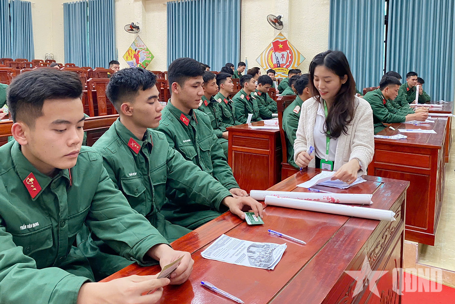 Vinh dự, tự hào là người con trên quê hương cách mạng

