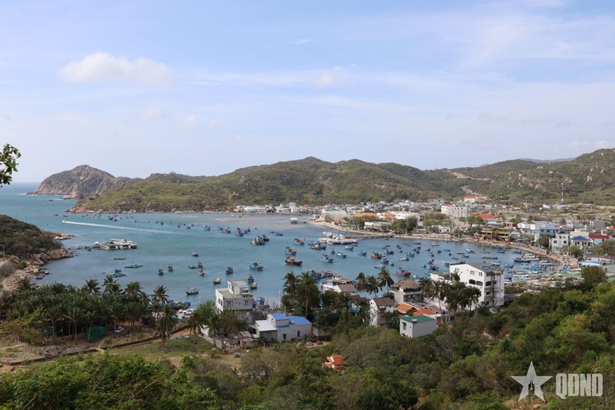 Vịnh Vĩnh Hy - Bản giao hưởng xanh giữa lòng đại dương