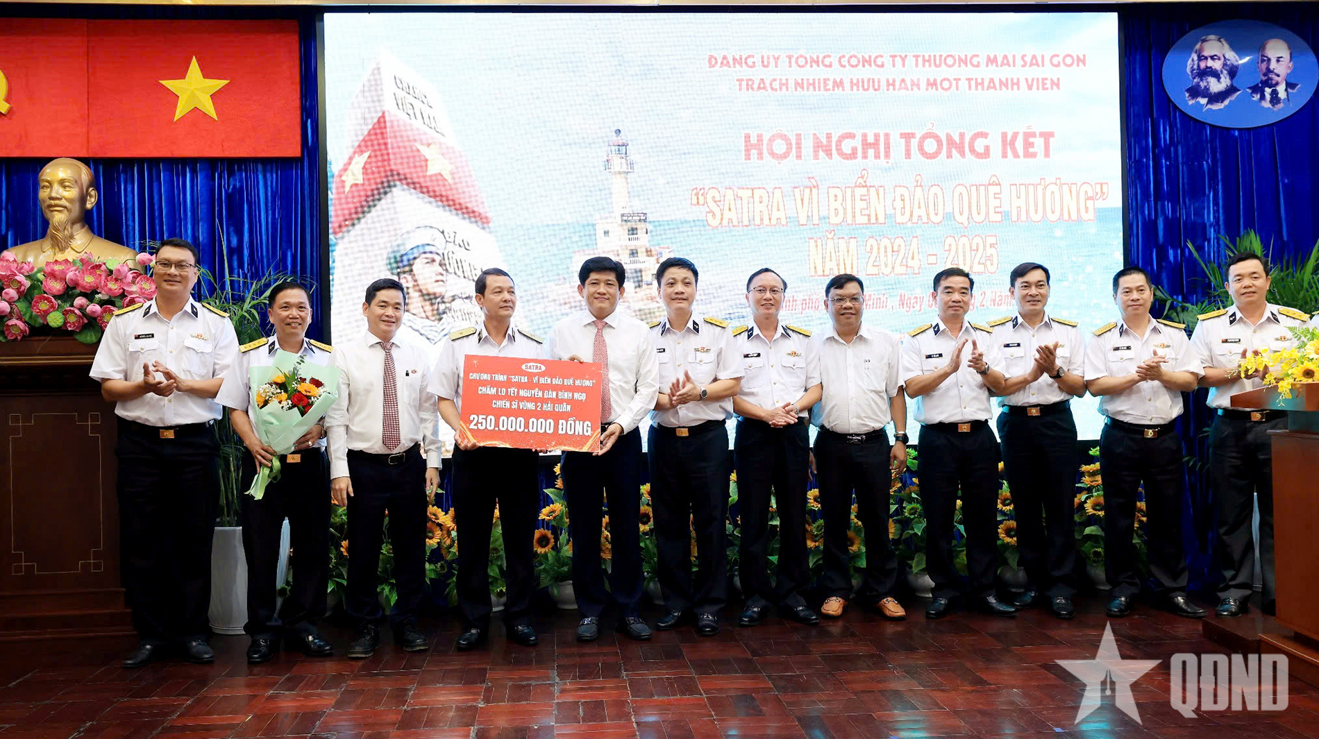 Thiết thực, ý nghĩa chương trình “SATRA - Vì biển đảo quê hương”