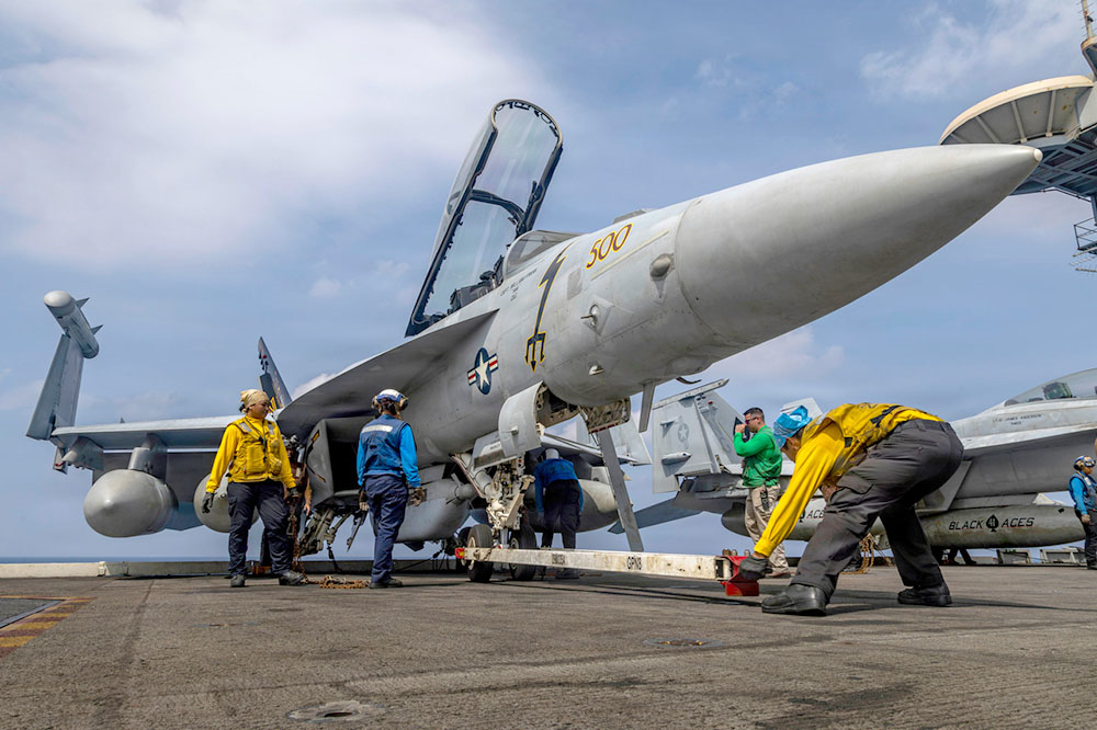 Mỹ tăng cường lá chắn phòng không trên khắp Trung Đông