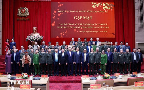 Tổng Bí thư Tô Lâm gặp mặt cán bộ Công an cấp cao các thời kỳ