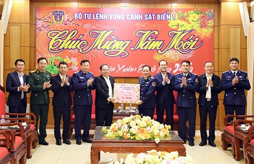 Bí thư Tỉnh ủy Quảng Ninh thăm, chúc Tết Bộ tư lệnh Vùng Cảnh sát biển 1