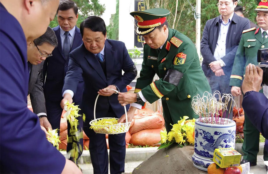 Lễ viếng, truy điệu và an táng hài cốt liệt sĩ tại tỉnh Tuyên Quang