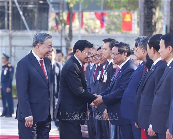 Lễ đ&oacute;n trọng thể Tổng B&iacute; thư T&ocirc; L&acirc;m tại thủ đ&ocirc; Vi&ecirc;ng Chăn (L&agrave;o)