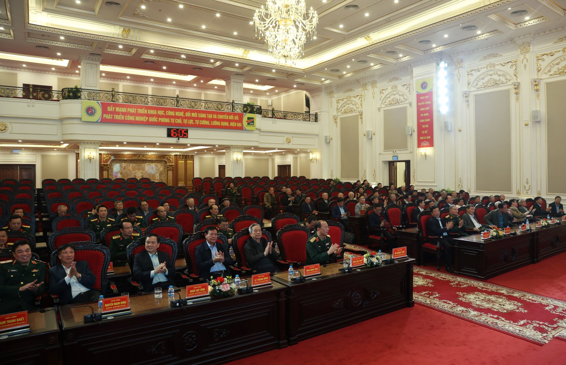 Tổng cục Công nghiệp Quốc phòng gặp mặt cán bộ cấp cao nghỉ hưu, chuyển công tác