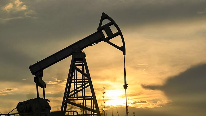 Giá xăng dầu hôm nay (6-2): Giảm mạnh