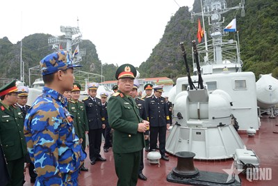 Gallery - 	Thượng tướng Nguyễn Quang Ngọc thăm, kiểm tra và chúc Tết Sư đoàn 395