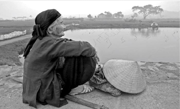 Bà là mái ấm mùa xuân của tôi