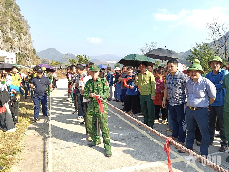 Sơn La: Hơn 3 tỷ đồng dành tặng người dân biên giới
