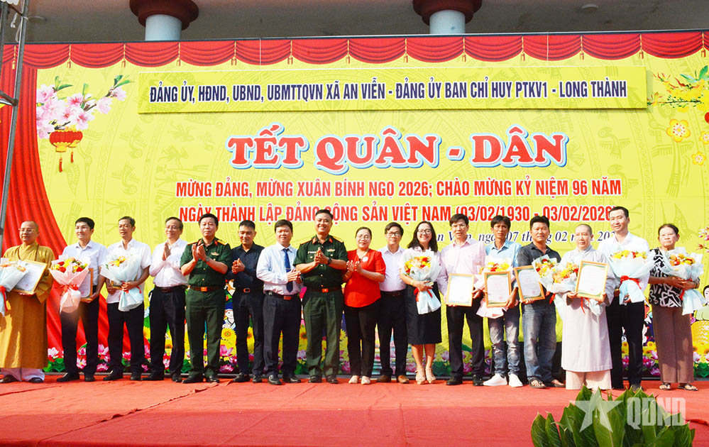 “Tết quân dân” ấm áp, nghĩa tình tại xã An Viễn