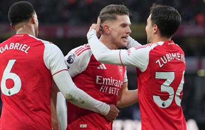 Gallery - Tin thể thao (8-2): Arsenal giữ vững ngôi đầu Ngoại hạng Anh
