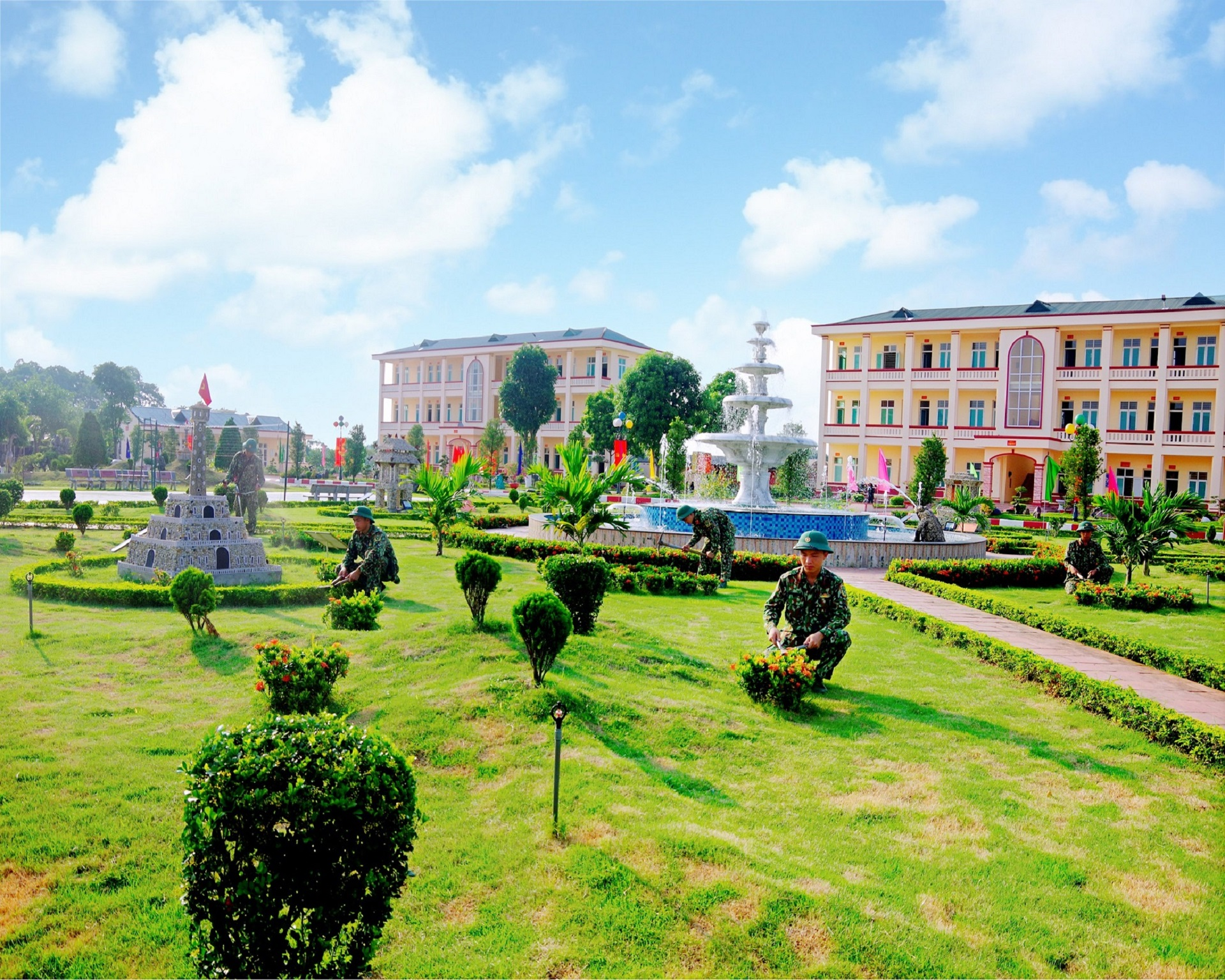 Những chiến sĩ “giữ lửa” phía sau mâm pháo