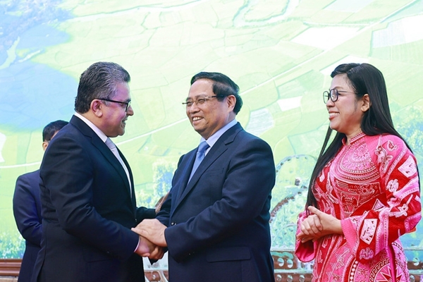 Thủ tướng Phạm Minh Chính và Phu nhân chủ trì chiêu đãi Đoàn ngoại giao tại Việt Nam