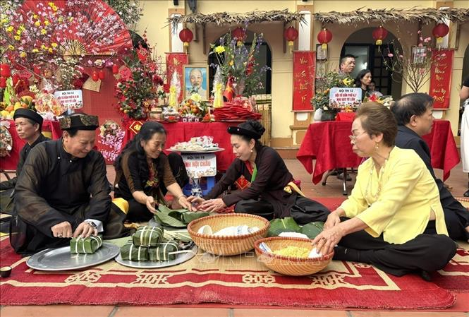 Trải nghiệm “Tết ta”