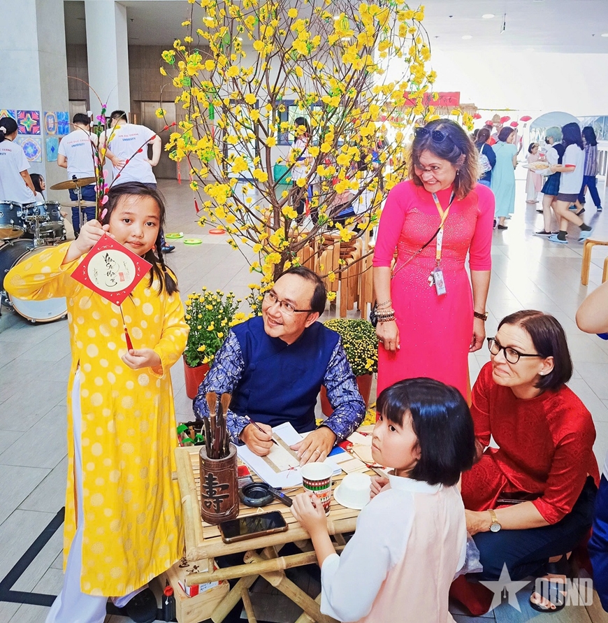 Giữ gìn truyền thống Tết xưa trong văn hóa đô thị