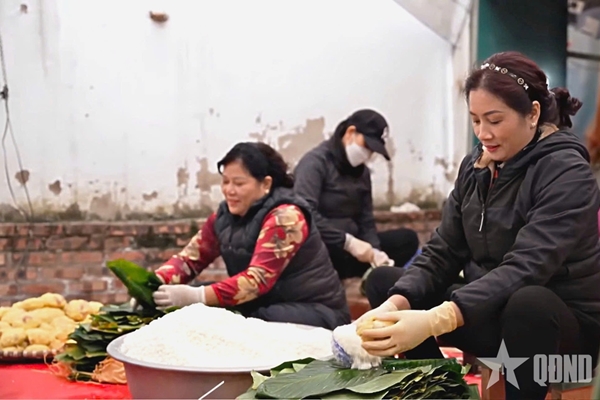 Hương Tết trong bánh chưng Tranh Khúc
